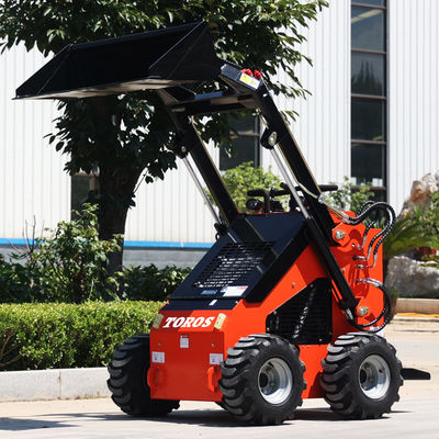 มินิ Skid Steer Loader หลายฟังก์ชัน ความสูง 60-70In ผลงานสูง