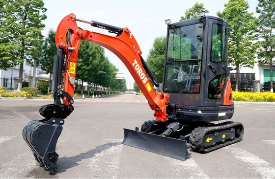 Crawler Toros มินิ Excavator อุปกรณ์ขุดขนาดเล็ก 2.6 ตันสำหรับซ่อมถนน