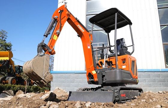 เครื่องขุดขนาดเล็ก น้ําหนักการทํางาน 1600 กิโลกรัม เครื่องยนต์ Kubota
